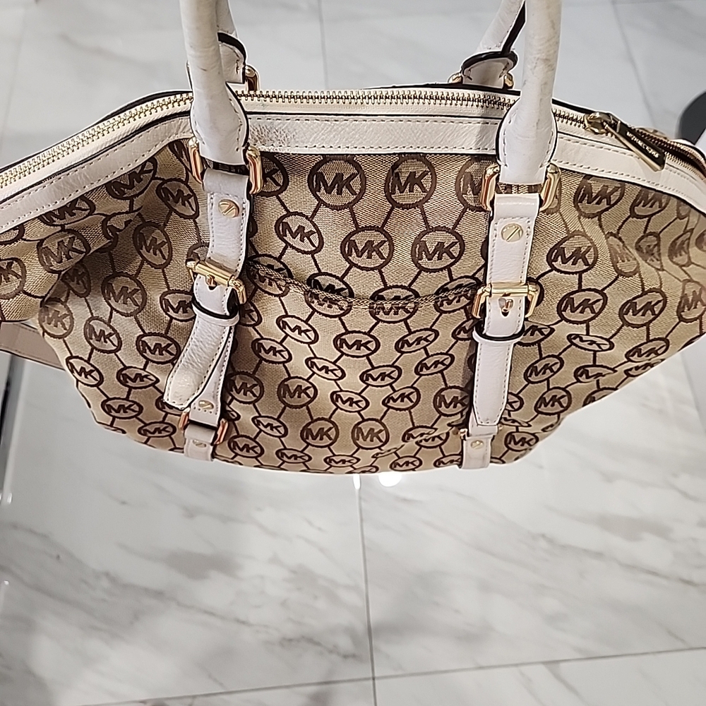 Michael Kors Beige Monogram Satchel with Pink Trim - Picture 14 of 15